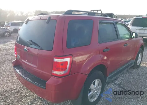 2009 Ford Escape Xlt z USA, uszkodzony, nr VIN 1FMCU03719KB80287